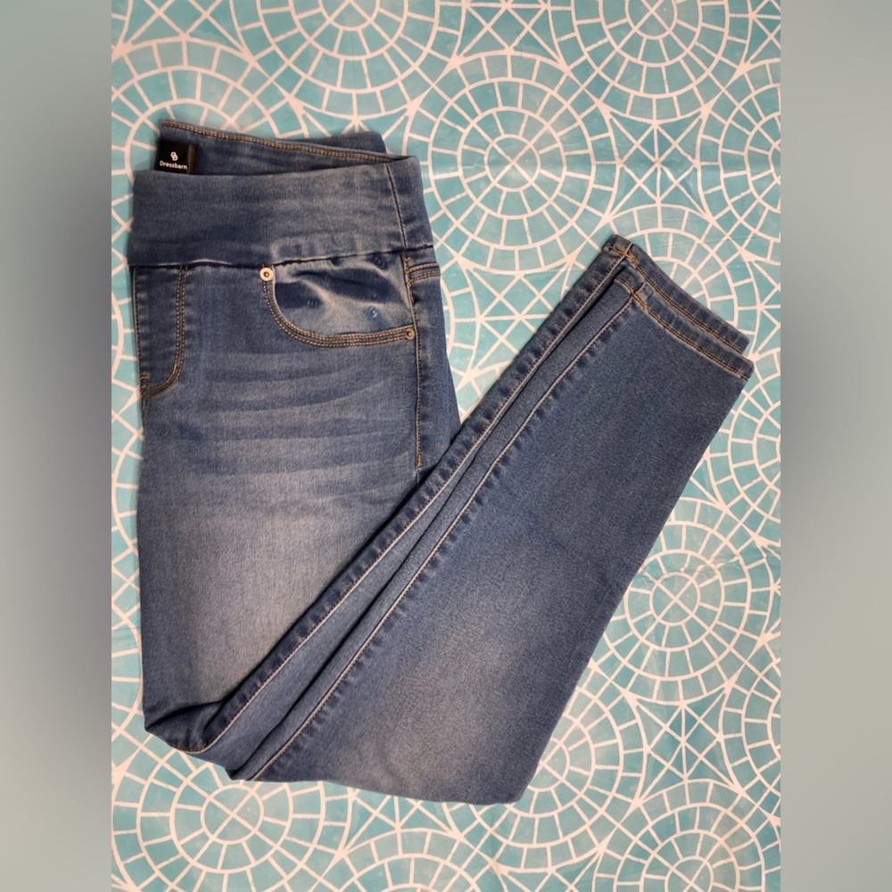 💛TODAY**$15***Dress Barn blue denim stretch jeans.
